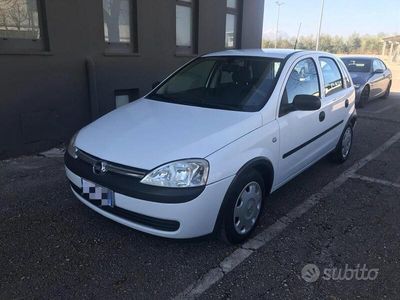 usata Opel Corsa 5 Porte Neo Patentati