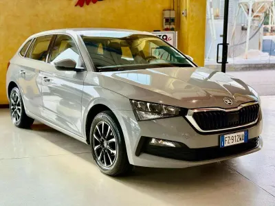 Usata Skoda Scala Ambition 90 CV (66 kW) 2020 Grigio Utilitaria