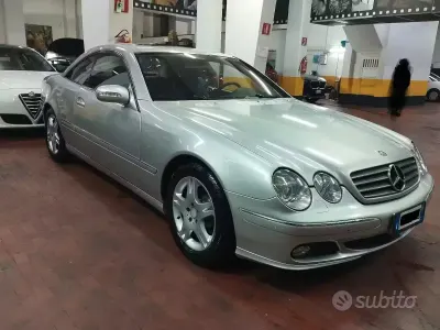 Usata Mercedes CL500 306 CV (225 kW) 2004 Grigio Coupé