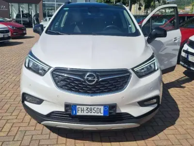 Usata Opel Mokka X 136 CV (100 kW) 2017 Bianco SUV