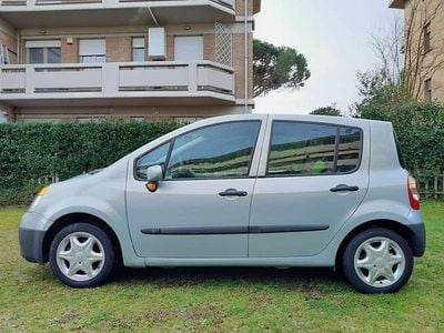 Argento Usata 2005 Renault Modus Expression Monovolume | 3000 € (Buon prezzo)