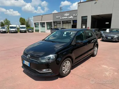 Usata VW Polo Trendline 75 CV (55 kW) 2015 Nero Berlina