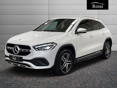 Gebraucht Mercedes GLA200 164 PS (120 kW) 2022 Weiß SUV