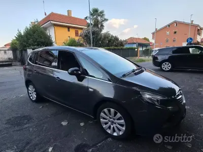 Usata Opel Zafira 140 CV (102 kW) 2015 Monovolume