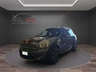 Usata Mini Park Lane Countryman 111 CV (81 kW) 2016 Grigio SUV