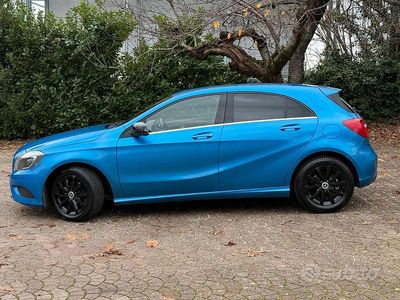 Usata Mercedes A180 109 CV (80 kW) 2013 Blu Berlina