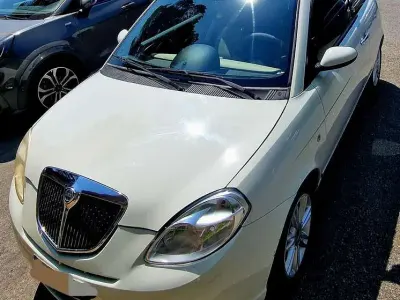 Usata Lancia Ypsilon