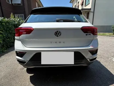 Usata VW T-Roc 150 CV (110 kW) 2018 Bianco SUV