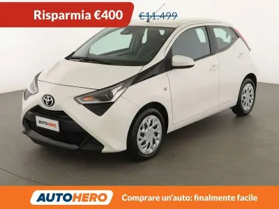 Usata Toyota Aygo Cool 72 CV (52 kW) 2020 Bianco Utilitaria