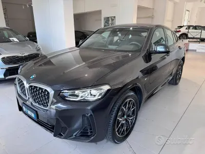 Begagnad BMW X4 M Sport 190 HK (139 kW) 2025 Grå SUV