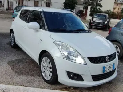 Usata Suzuki Swift GL 75 CV (55 kW) 2012 Bianco Utilitaria