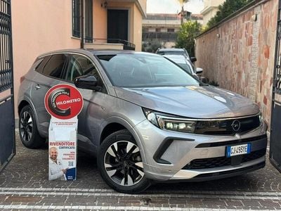 Usata Opel Grandland X Ultimate 131 CV (96 kW) 2022 Argento SUV