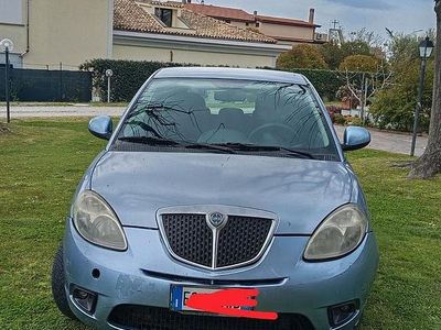Usata Lancia Ypsilon 77 CV (56 kW) 2010 Blu Utilitaria