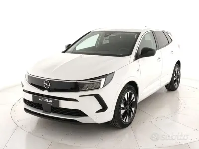 Nuova Opel Grandland X Business Elegance 131 CV (96 kW) 2025 Bianco SUV