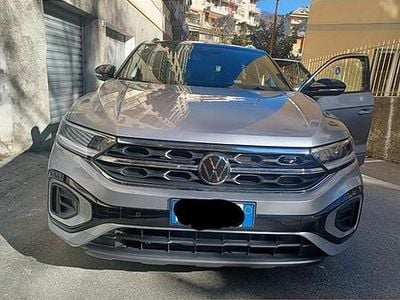 Usata VW T-Roc R-line 110 CV (80 kW) 2023 Grigio SUV