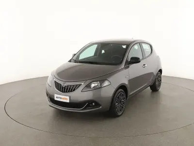 Usata Lancia Ypsilon Gold 71 CV (52 kW) 2022 Grigio Utilitaria