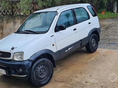 Usata Daihatsu Terios 1988 Bianco SUV