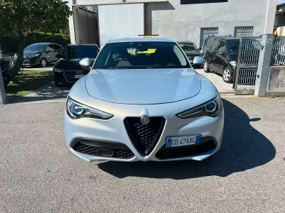 Usata Alfa Romeo Stelvio Business 190 CV (139 kW) 2021 Grigio SUV
