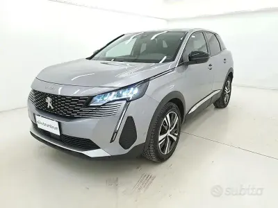 Gebraucht Peugeot 3008 Allure 131 PS (96 kW) 2022 Grau SUV