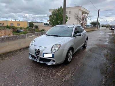 Usata Alfa Romeo MiTo Distinctive 105 CV (77 kW) 2012 Argento Utilitaria