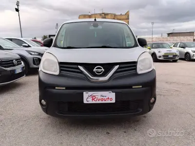 Usata Nissan NV250 95 CV (69 kW) 2021 Bianco Furgone
