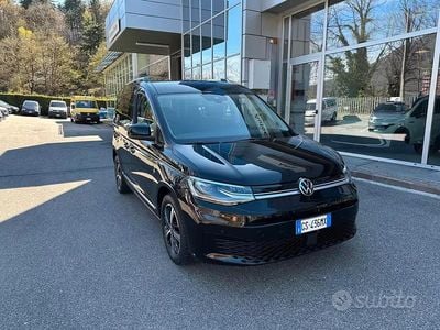 Usata VW Caddy Style 122 CV (89 kW) 2024 Nero Monovolume
