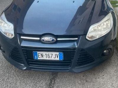 Blu Usata 2012 Ford Focus Titanium Station wagon | 6999 € (Molto cara)