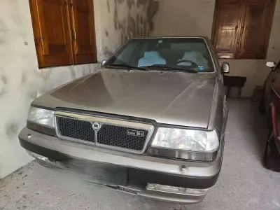 Usata Lancia Thema 181 CV (133 kW) 1990 Grigio Berlina