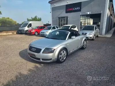 Usata Audi TT 179 CV (131 kW) 2000 Grigio Coupé