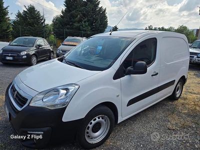 Usata Peugeot Partner S 99 CV (72 kW) 2018 Bianco Monovolume