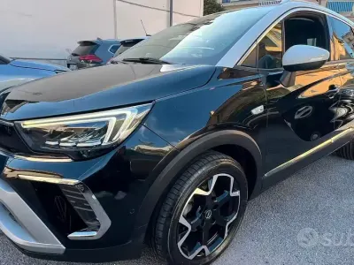 Usata Opel Crossland X Ultimate 110 CV (80 kW) 2022 Nero SUV