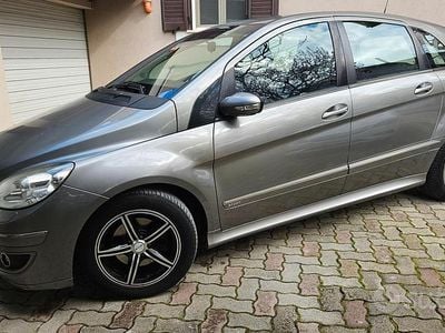 Usata Mercedes B200 140 CV (102 kW) 2008 Monovolume