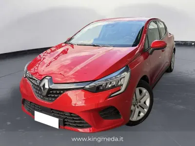 Usata Renault Clio Equilibre 140 CV (102 kW) 2022 Rosso Utilitaria