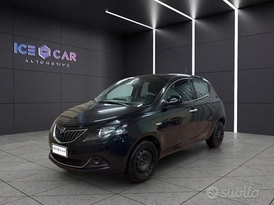 Nero Usata 2022 Lancia Ypsilon Silver Utilitaria | 7980 € (Super prezzo)