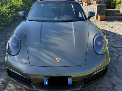 Usata Porsche 911 Targa 4S 450 CV (330 kW) 2021 Verde Cabrio