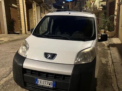 Usata Peugeot Bipper 73 CV (53 kW) 2009 Bianco Monovolume