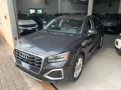 Usata Audi Q2 Admired 150 CV (110 kW) 2021 Grigio SUV