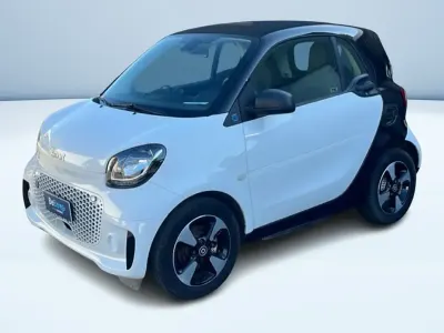 Usata Smart ForTwo Electric Drive Passion 41 kW (56 CV) 2021 Bianco Coupé