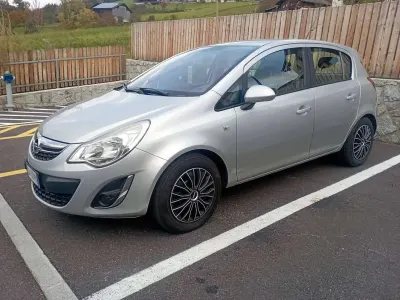 Usata Opel Corsa 86 CV (63 kW) 2013 Utilitaria