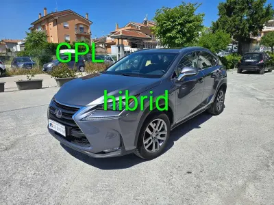 Usata Lexus NX300 Executive Line 155 CV (114 kW) 2015 SUV