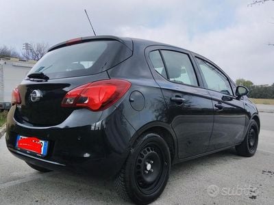 Usata Opel Corsa 90 CV (66 kW) 2016 Nero Utilitaria