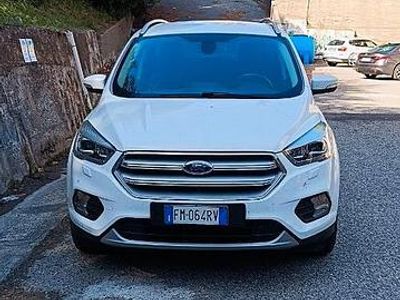 Usata Ford Kuga 150 CV (110 kW) 2018 Bianco SUV