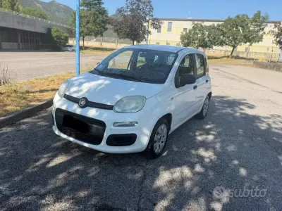 Usata Fiat Panda Pop 69 CV (50 kW) 2012 Bianco Utilitaria