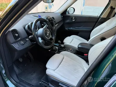 Usata Mini Countryman 150 CV (110 kW) 2017 Verde SUV