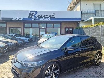 Usata VW Golf VIII R-line 150 CV (110 kW) 2022 Nero Berlina
