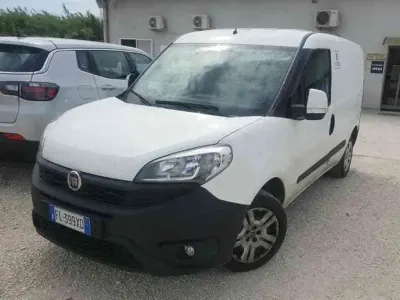 Usata Fiat Doblò 95 CV (69 kW) 2017 Bianco Monovolume