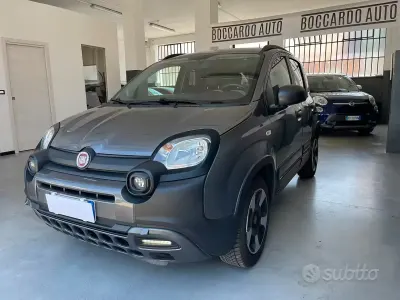 Usata Fiat Panda Cross Cross 69 CV (50 kW) 2019 Grigio Utilitaria