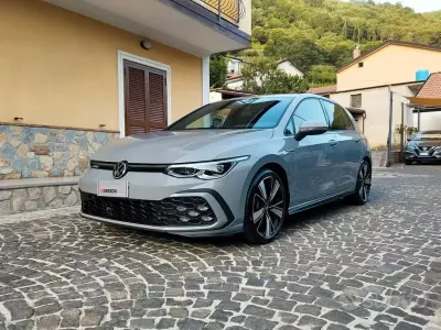 Usata VW Golf VIII GTD 200 CV (147 kW) 2021 Grigio Berlina