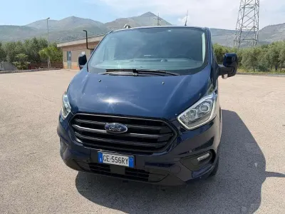 Usata Ford Transit Custom Trend 131 CV (96 kW) 2021 Blu/azzurro Furgone