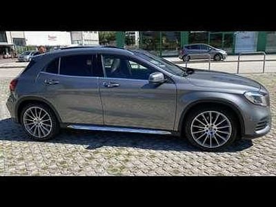 Mercedes GLA220